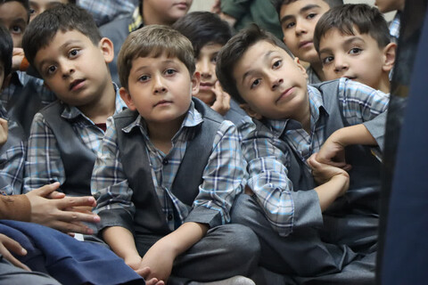 تصاویر |حضور نماینده ولی فقیه در استان زنجان در جمع اولیای و دانش آموزان مدارس امین زنجان