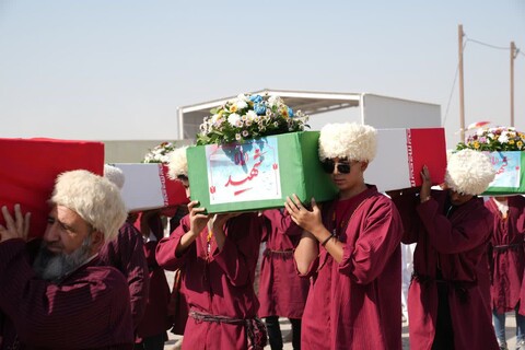 تصاویر/ آیین استقبال از پیکرهای طیبه ۴۶ شهید گرانقدر دوران دفاع مقدس