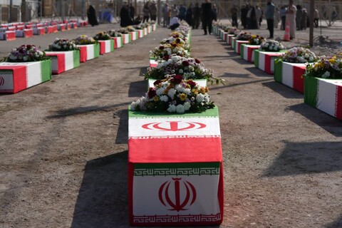 تصاویر/ آیین استقبال از پیکرهای طیبه ۴۶ شهید گرانقدر دوران دفاع مقدس