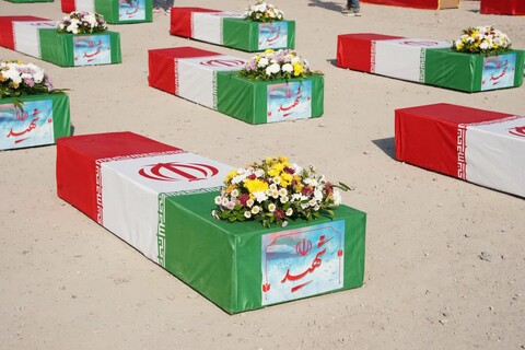 تصاویر/ آیین استقبال از پیکرهای طیبه ۴۶ شهید گرانقدر دوران دفاع مقدس