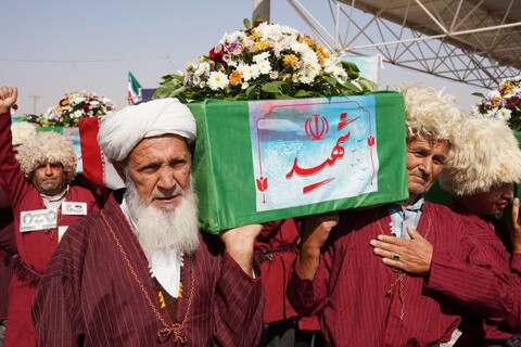 تصاویر/ آیین استقبال از پیکرهای طیبه ۴۶ شهید گرانقدر دوران دفاع مقدس