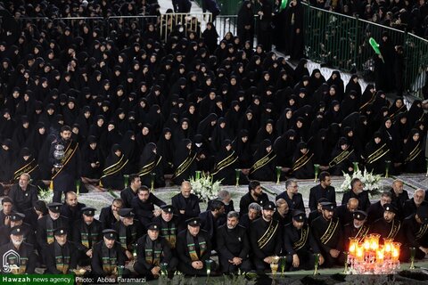 Cérémonie de la procession des chandeliers du sanctuaire de Hazrat Masoumeh (SA)