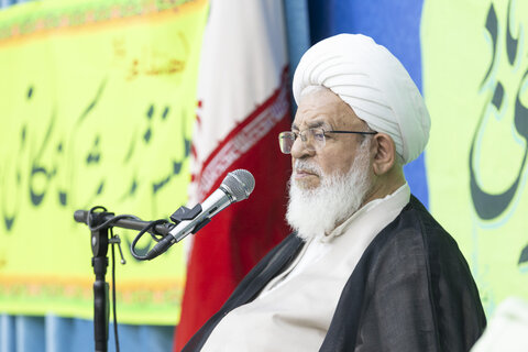 تصاویر/ دیدار فرماندهان نیروی انتظامی استان با امام جمعه یزد