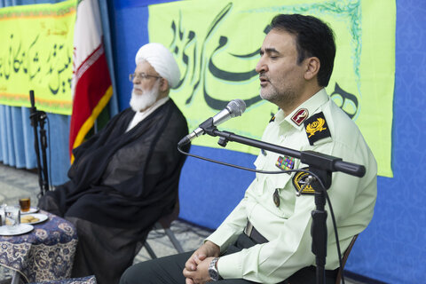 تصاویر/ دیدار فرماندهان نیروی انتظامی استان با امام جمعه یزد