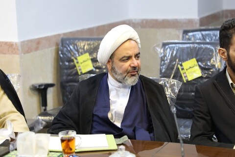 تصاویر/ برگزاری نشست بصیرتی ویژه کادر مدیریت و مدارس علمیه شهرستان یزد