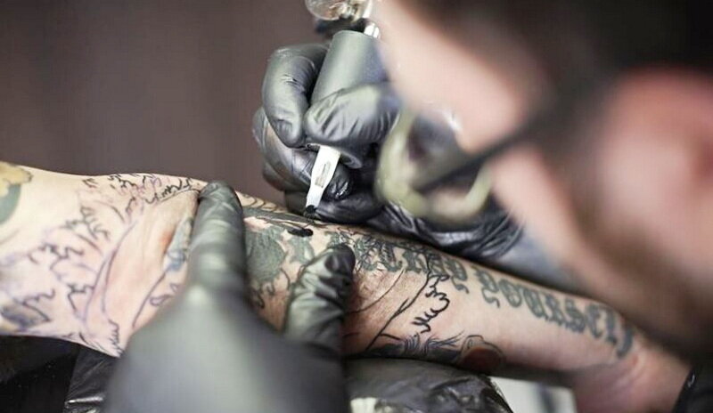 پرونده زیرِ پوست | تتو چگونه در هویت جوان ایرانی جا باز کرده است؟