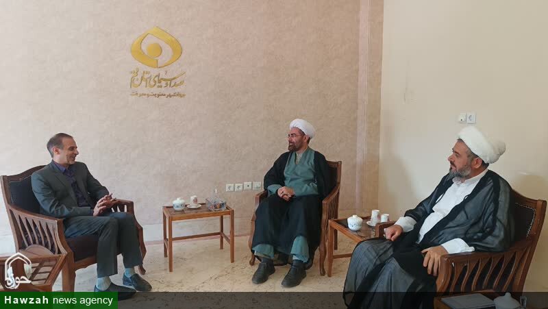 دیدار رئیس مرکز نور با مدیرکل صدا و سیمای استان قم