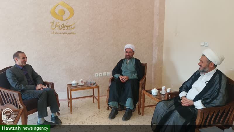 دیدار رئیس مرکز نور با مدیرکل صدا و سیمای استان قم