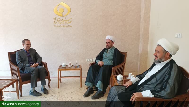 دیدار رئیس مرکز نور با مدیرکل صدا و سیمای استان قم