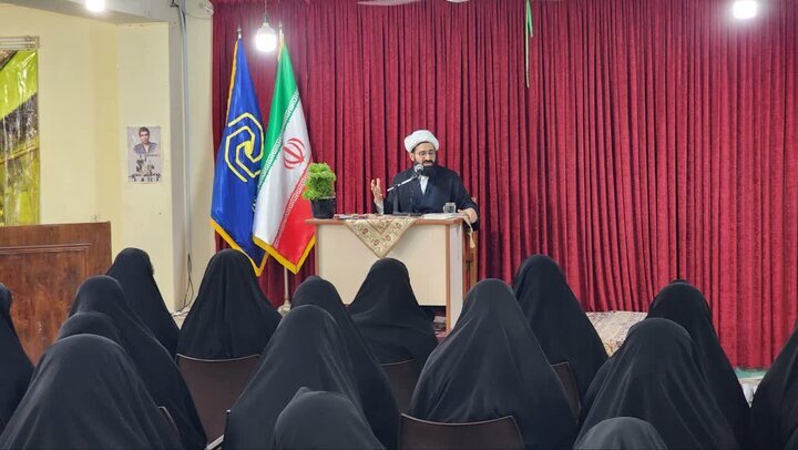 بی‌توجهی به سبک زندگی دینی سبب بروز آسیب‌های اجتماعی می‌شود