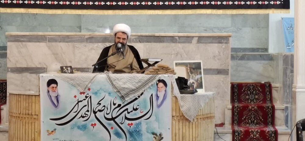 تبیین اهمیت تربیت نفس و ایمان در نشست اخلاقی مدرسه علمیه الزهرا اراک