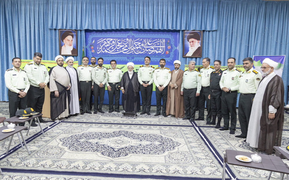 تصاویر/ دیدار مسئولان انتظامی استان با امام جمعه یزد