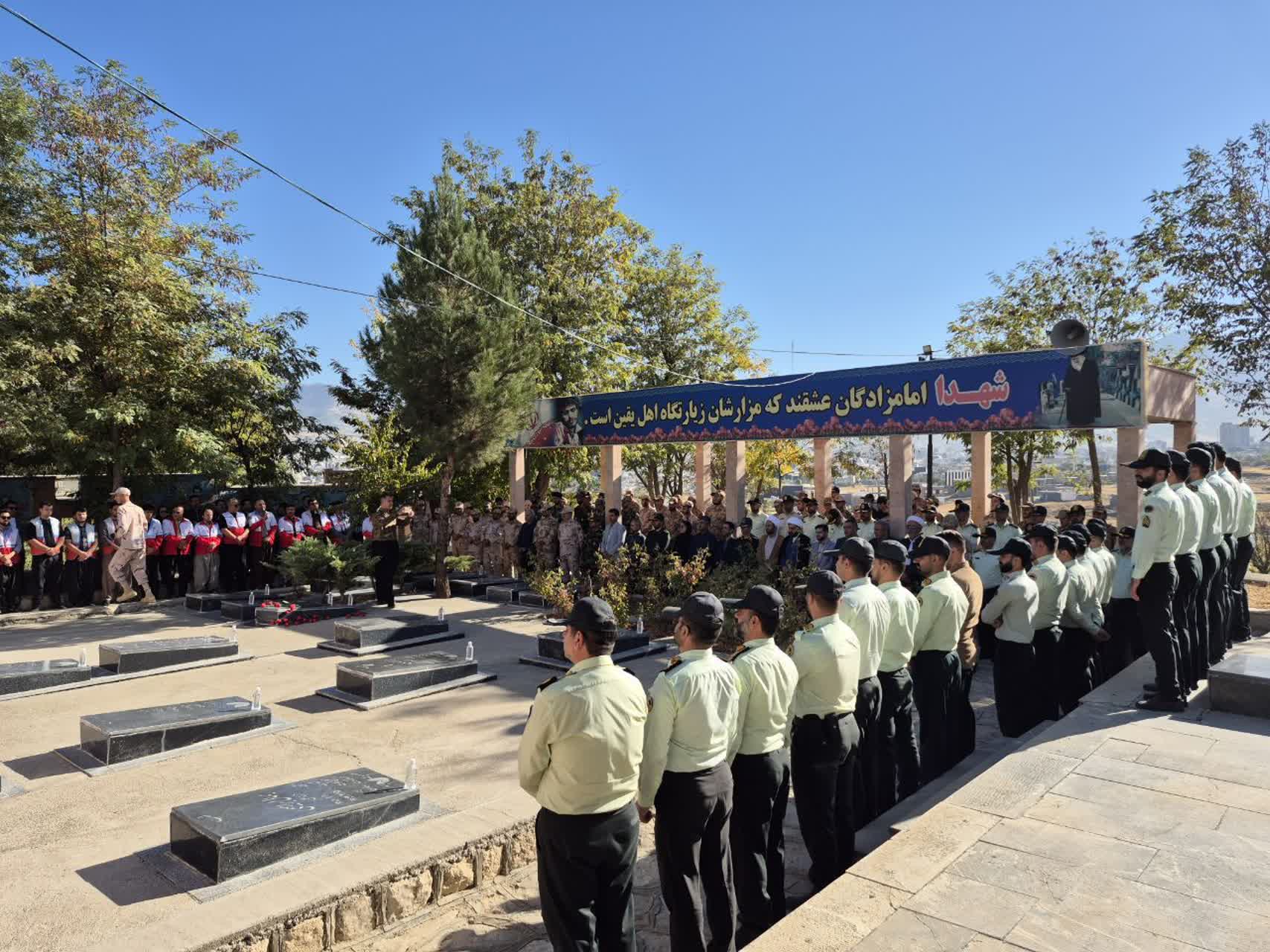 حرکت در مسیر حفظ عزت و اقتدار درس شهدا به جامعه بود