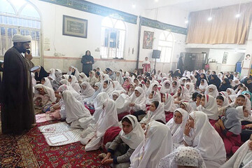 نماز، بهترین راه نزدیکی به خداوند و پاک‌سازی از گناهان است