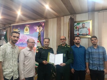 دیدار فرمانده بسیج دانشجویی دانشگاه پیام نور آران و بیدگل با فرمانده نیروی انتظامی شهرستان+عکس