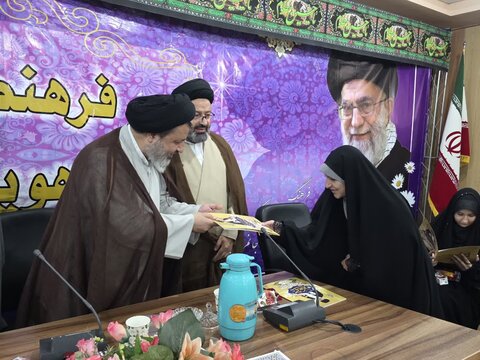 تصاویر/ آیین تجلیل از خادمین ایام محرم و صفر در ماکو