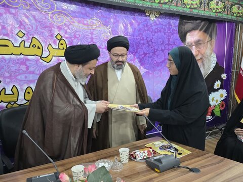 تصاویر/ آیین تجلیل از خادمین ایام محرم و صفر در ماکو