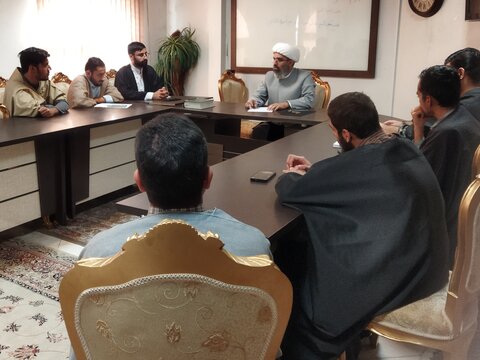 تصاویر/ احیای سنت «درس عمومی» در مدرسه علمیه سفیران هدایت امام صادق(ع)