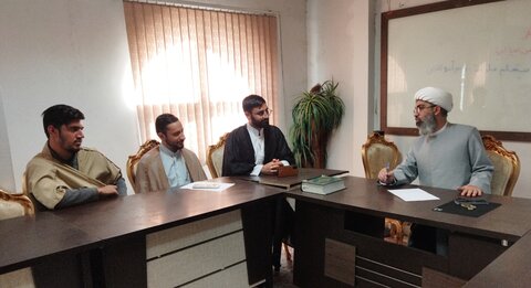 تصاویر/ احیای سنت «درس عمومی» در مدرسه علمیه سفیران هدایت امام صادق(ع)