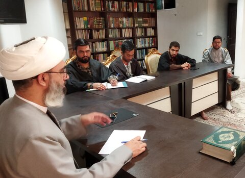 تصاویر/ احیای سنت «درس عمومی» در مدرسه علمیه سفیران هدایت امام صادق(ع)