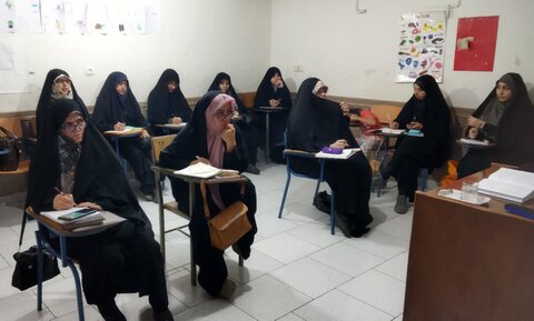 تصاویر/ افتتاحیه کلاس های حوزوی «مجتمع دینی هادیات»