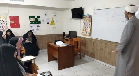 تصاویر/ افتتاحیه کلاس های حوزوی «مجتمع دینی هادیات»