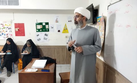 تصاویر/ افتتاحیه کلاس های حوزوی «مجتمع دینی هادیات»