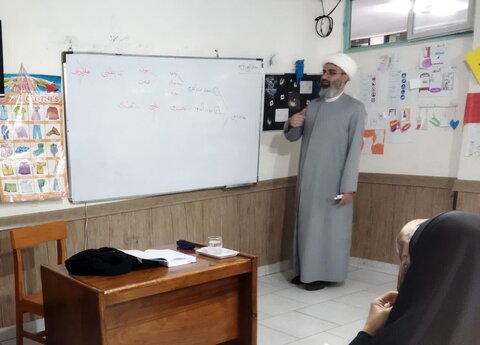 تصاویر/ افتتاحیه کلاس های حوزوی «مجتمع دینی هادیات»