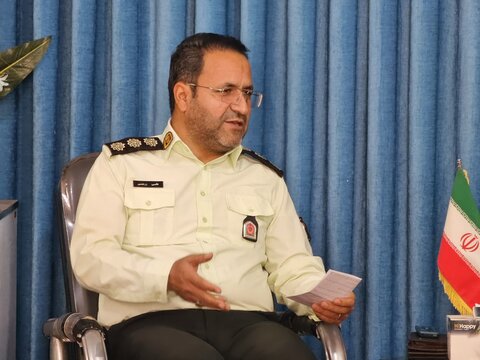 تصاویر / دیدار پرسنل نیروی انتظامی بویین زهرا وآبیک با ائمه جمعه