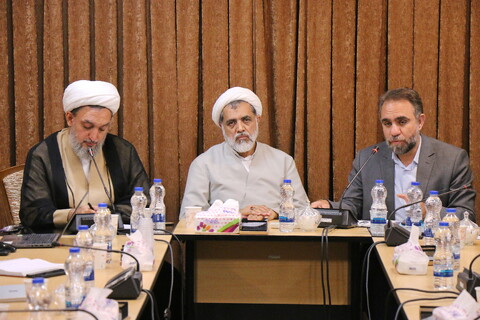 تصاویر/ جلسه هم اندیشی دبیران محترم ستادهای راهبری حوزه