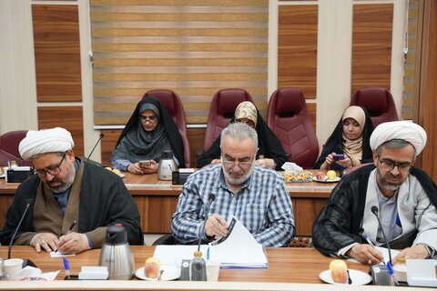 تصاویر/ نشست بزرگداشت یوم الله ۱۳ آبان