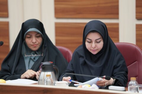 تصاویر/ نشست بزرگداشت یوم الله ۱۳ آبان