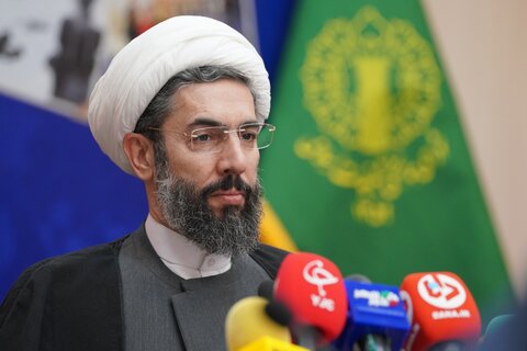 تصاویر/ نشست بزرگداشت یوم الله ۱۳ آبان