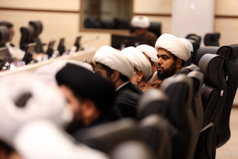 تصاویر/نشست مجمع نمایندگان طلاب و فضلای حوزه با معاون تبلیغ و امور فرهنگی حوزه های علمیه