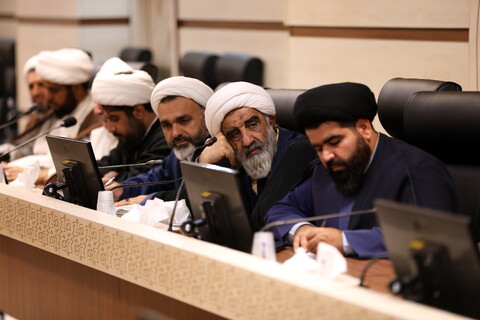 تصاویر/نشست مجمع نمایندگان طلاب و فضلای حوزه با معاون تبلیغ و امور فرهنگی حوزه های علمیه