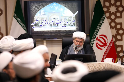 تصاویر/نشست مجمع نمایندگان طلاب و فضلای حوزه با معاون تبلیغ و امور فرهنگی حوزه های علمیه