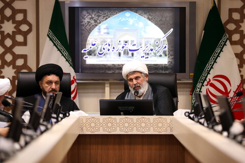 تصاویر/نشست مجمع نمایندگان طلاب و فضلای حوزه با معاون تبلیغ و امور فرهنگی حوزه های علمیه