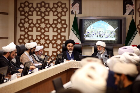 تصاویر/نشست مجمع نمایندگان طلاب و فضلای حوزه با معاون تبلیغ و امور فرهنگی حوزه های علمیه