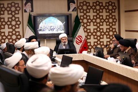 تصاویر/نشست مجمع نمایندگان طلاب و فضلای حوزه با معاون تبلیغ و امور فرهنگی حوزه های علمیه
