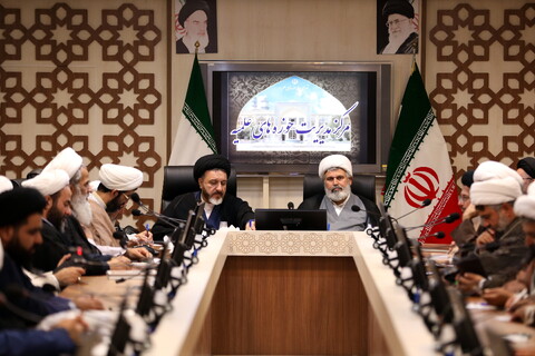تصاویر/نشست مجمع نمایندگان طلاب و فضلای حوزه با معاون تبلیغ و امور فرهنگی حوزه های علمیه
