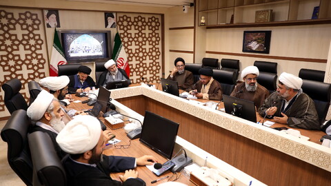 تصاویر/نشست مجمع نمایندگان طلاب و فضلای حوزه با معاون تبلیغ و امور فرهنگی حوزه های علمیه