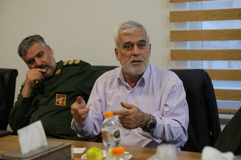 تصاویر / جلسه قرارگاه_تبیین با حضور امام جمعه قزوین