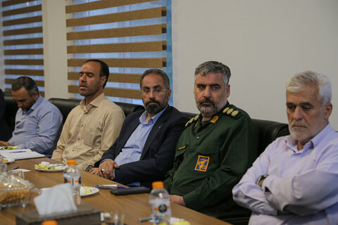 تصاویر / جلسه قرارگاه_تبیین با حضور امام جمعه قزوین