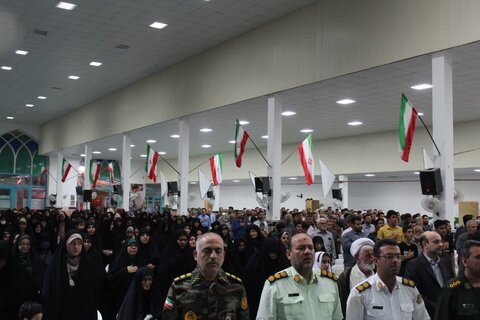 تصاویر/ تجمع بزرگ بسیجیان شهرستان آران و بیدگل