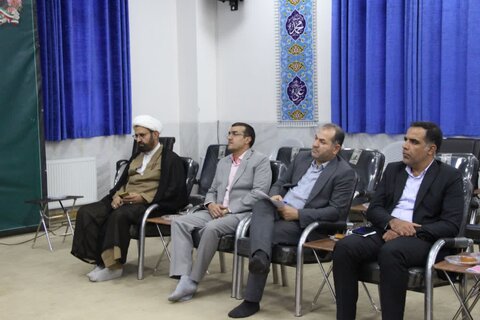 تصاویر یکصد و سی و هفتمین جلسه شورای فرهنگ عمومی لرستان