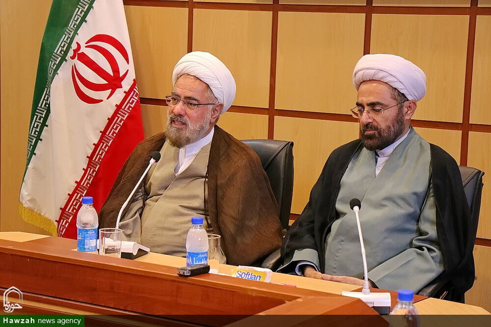 برگزاری نشست علمی «رابطه فلسفه اسلامی و علوم اسلامی و انسانی دیجیتال» در قم