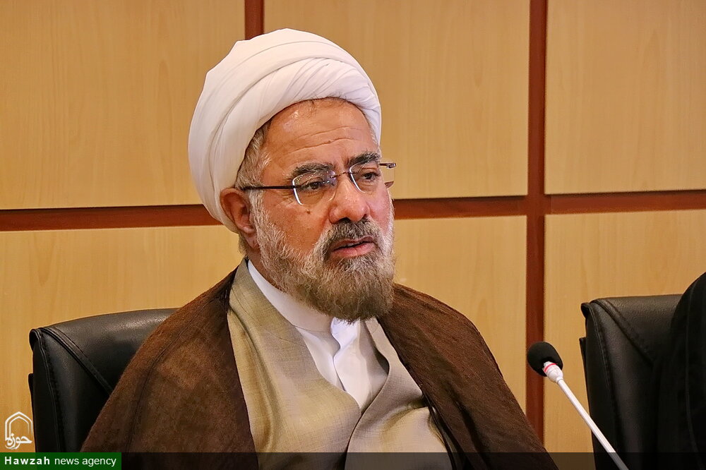 برگزاری نشست علمی «رابطه فلسفه اسلامی و علوم اسلامی و انسانی دیجیتال» در قم