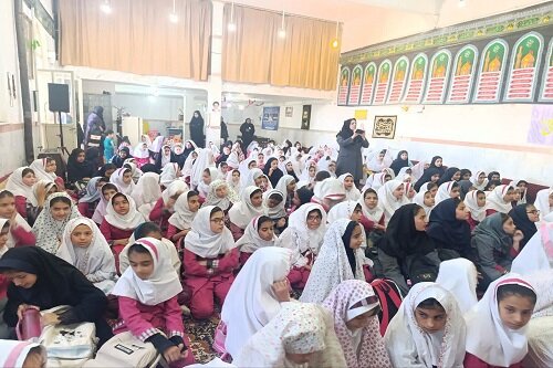 نماز، بهترین راه نزدیکی به خداوند و پاک‌سازی از گناهان است