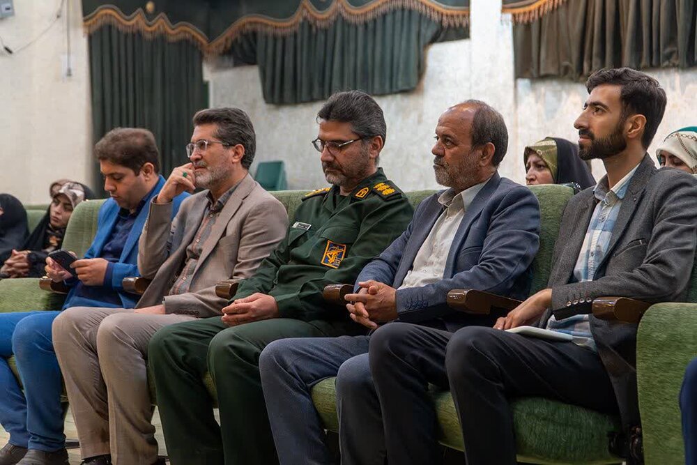 تجلی هنر بانوان کاشانی در سوگ حضرت معصومه (س) با رویداد «بانوی نور»