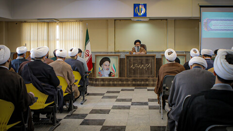 تصاویر/همایش مشترک روحانیون نیروهای مسلح استان همدان